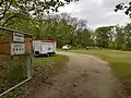 Eingangstor zum Übungsplatz während einer DRK-Übung