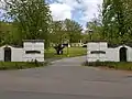 Einfahrt zum Hesslerhof vom Unteren Zwerchweg