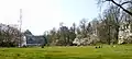 Kurpark mit Teich und Rückseite des Kurhauses im Hintergrund während der Baumblüte 2007