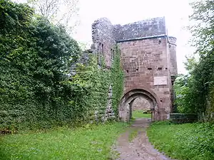 kombinierter Tor- und Kapellenturm der Burg Wildenberg, Bayern
