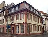 Wohn- und Geschäftshaus