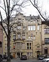 Wohn- und Geschäftshaus