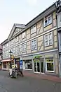 Wohn- und Geschäftshaus