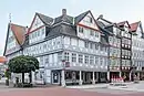 Wohn- und Geschäftshaus