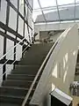 Treppenaufgang im Inneren des Museums.