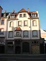 Wohn- und Geschäftshaus