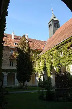 Kreuzgang des Stiftes