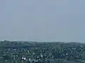 Die beiden Sendemasten vom rund 12 km entfernten Toelleturm in Wuppertal aus gesehen