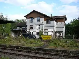 Ansicht von den Gleisen