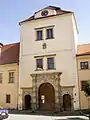 Stadtseitiger Eingang zum Schloss
