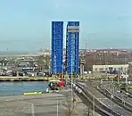 Klappbrücken auf der Nordseite geöffnet (Vorhafen)