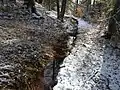 der jetzt offene Zeuggraben, zwischen dem Berg "Schwarzer Stein" und der Bundesstraße