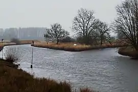 Zusammenfluss von Stör (links) und Bramau im Kellinghusener Ortsteil Grönhude