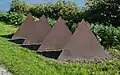 9 . Marry Teeuwen-de Jong: Geteilte Pyramide