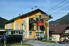 Talstation der Zwölferhorn-Seilbahn (Zweiseil-Umlaufbahn)