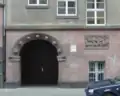 Portal und Relief Stolzestr. 5–7