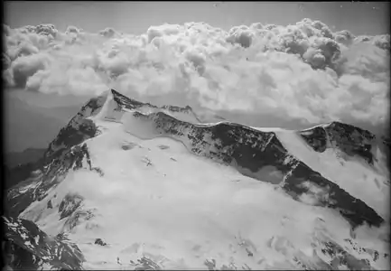 Monte Leone mit dem Chaltwassergletscher.